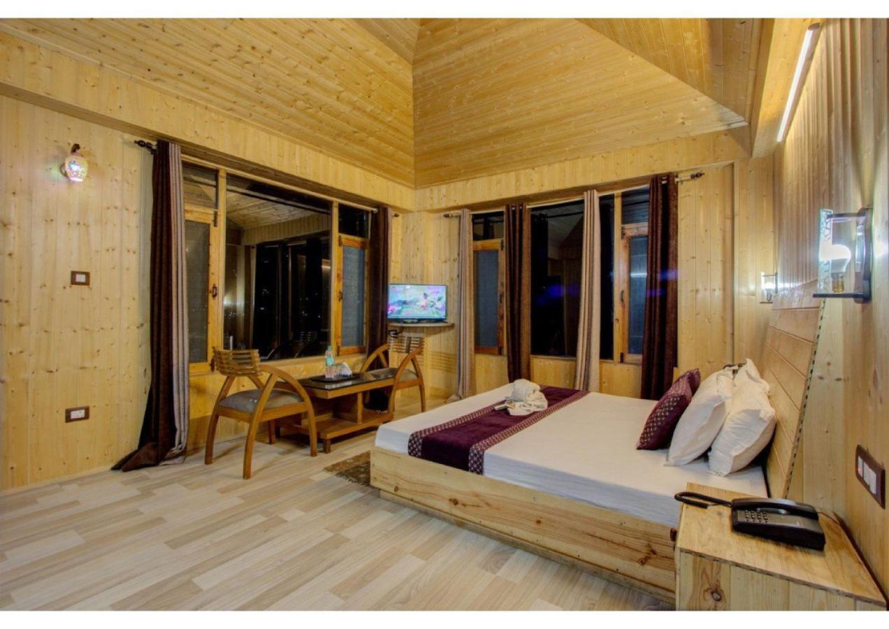 Manali Hotel Esterno foto